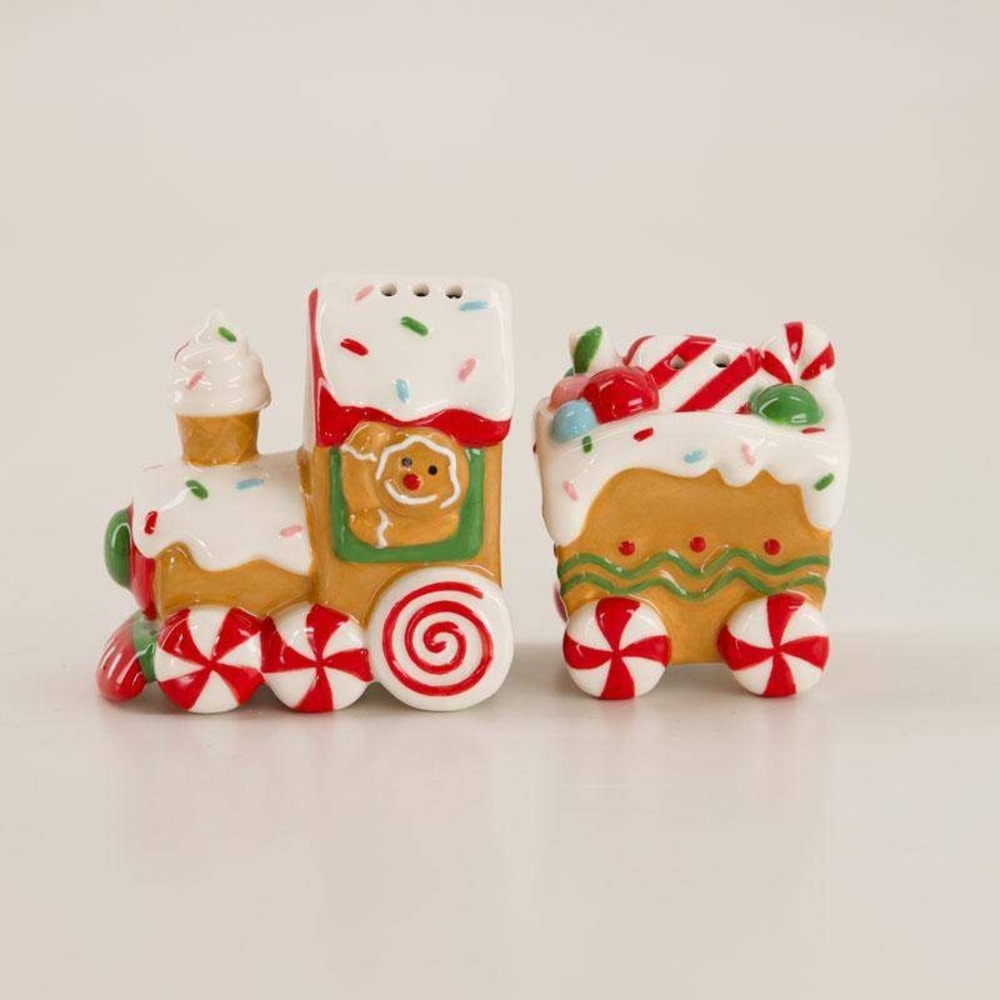 Gingerbread Train Salt and Pepper Set-Cracker Barrel Exclusive VHTF